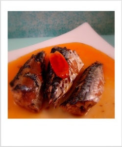Conservas Pinhais / Spiced Mackerel in Olive Oil - on the plate